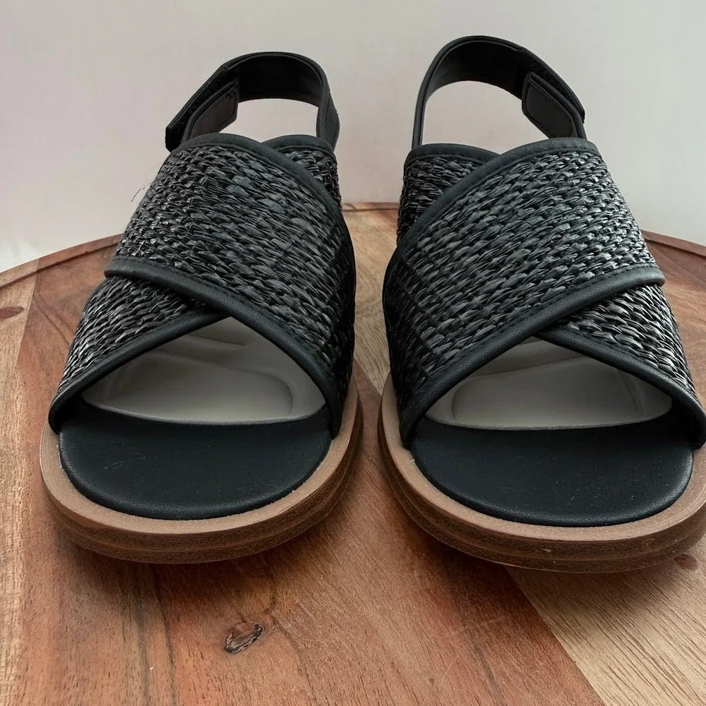 Franco Sarto Womens 7M Black Woven Crisscross Slingback Block Heel Sandals New